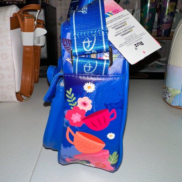 WondaPop Luxe Disney Alice in Wonderland Crossbody Bag - Picture 6 of 6